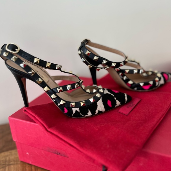 Valentino Rockstuds 37.5 - Picture 3 of 8